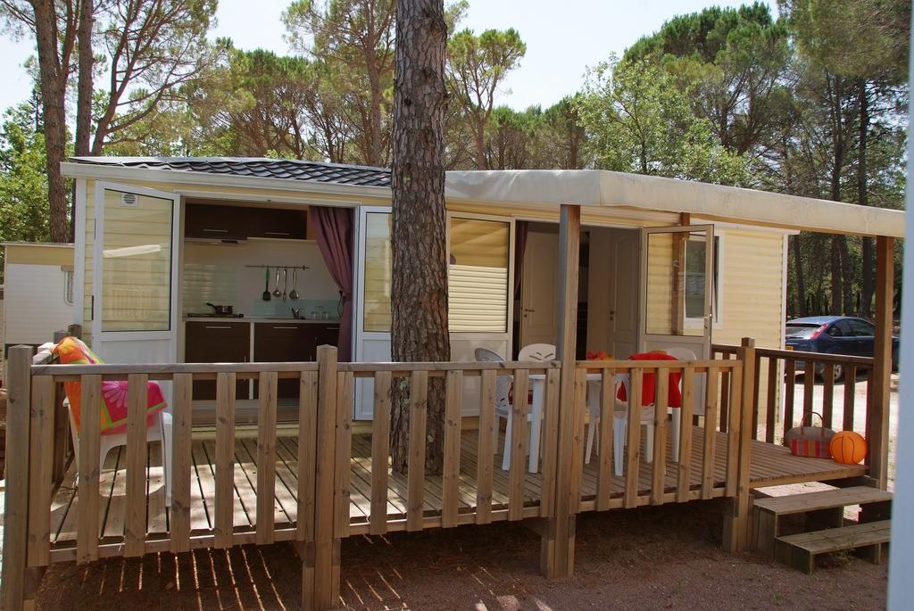 Camping Lou Cantaire Hotel ฟายองซ์ ภายนอก รูปภาพ